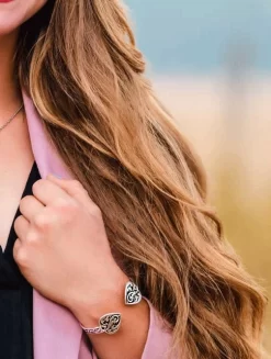 Montana Silversmiths BC4880 Womens Ace Of Hearts Cuff Bracelet Silver -Montana Silversmiths 3igbe2jo 1