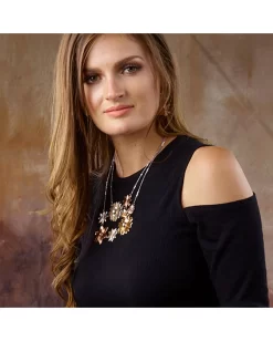 Montana Silversmiths Women's Treasure Sunrise Flower Necklace -Montana Silversmiths Untitled 2 0006 Layer12 8823f6c6 d251 4819 bf4a 05c87eca0d02