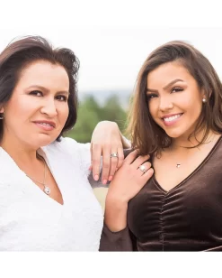 Montana Silversmiths Women's Every Second Counts Heart Locket Necklace -Montana Silversmiths Untitled 2 0006 Layer12 d6bc7d25 4b6c 4366 ab29 feffa1e261c5