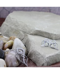 Montana Silversmiths Women's Woven Hearts Jewelry Set -Montana Silversmiths Untitled 2 0006 Layer13 b7aa3a1e 96d9 4b13 bf02 feaefe50016b