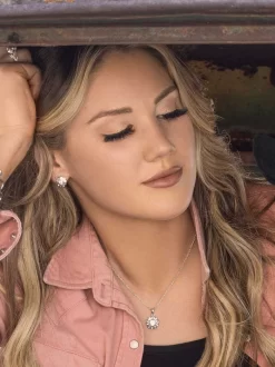 Montana Silversmiths JS5357 Womens Wreathed Horseshoe Treasure Jewelry Set Silver -Montana Silversmiths xr2n211y